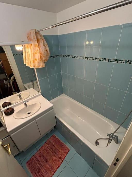 Appartement Spacieux Et Lumineux Aux Portes De Paris - Ideal Pour Visiter Et Se Reposer Bondy Eksteriør bilde